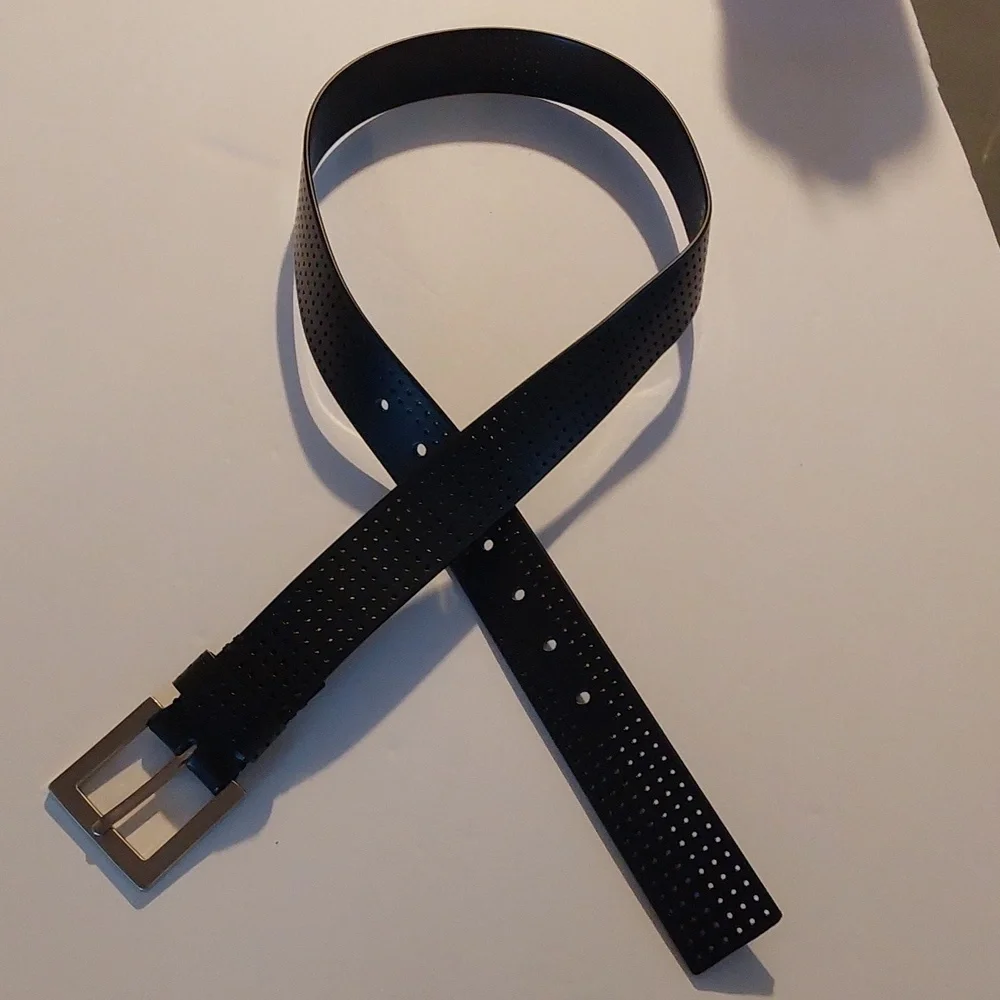 Women's Black Silicone Rubber Edgy MOD Silver Square Buckle Belt New Sz.S/M